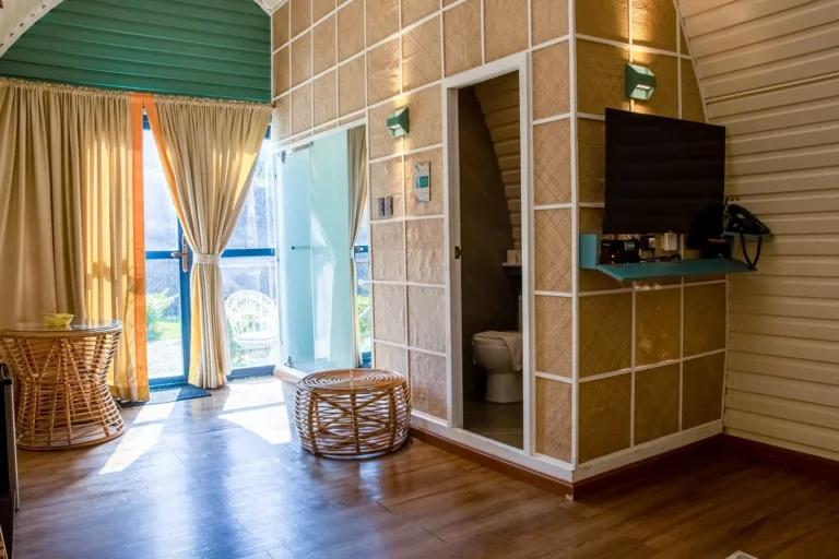 CAL Cabana Right Side