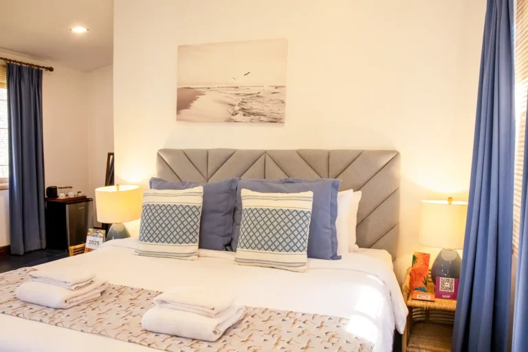 CAL Seaview Cabana Close Up