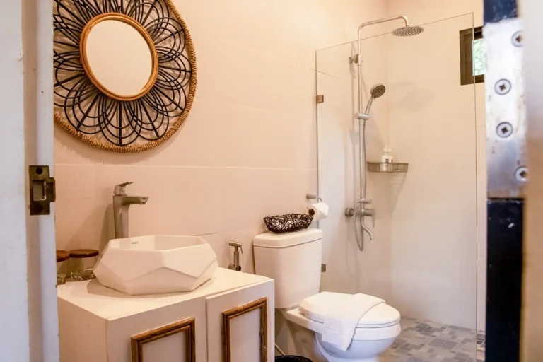 CAL Seaview Cabana T&B